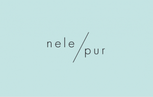 Logo nele pur: nele slash pur auf grün